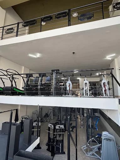 Equipamiento de primer nivel.