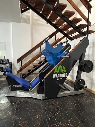 Máquinas nuevas de musculación en Warriors Sport San Martín